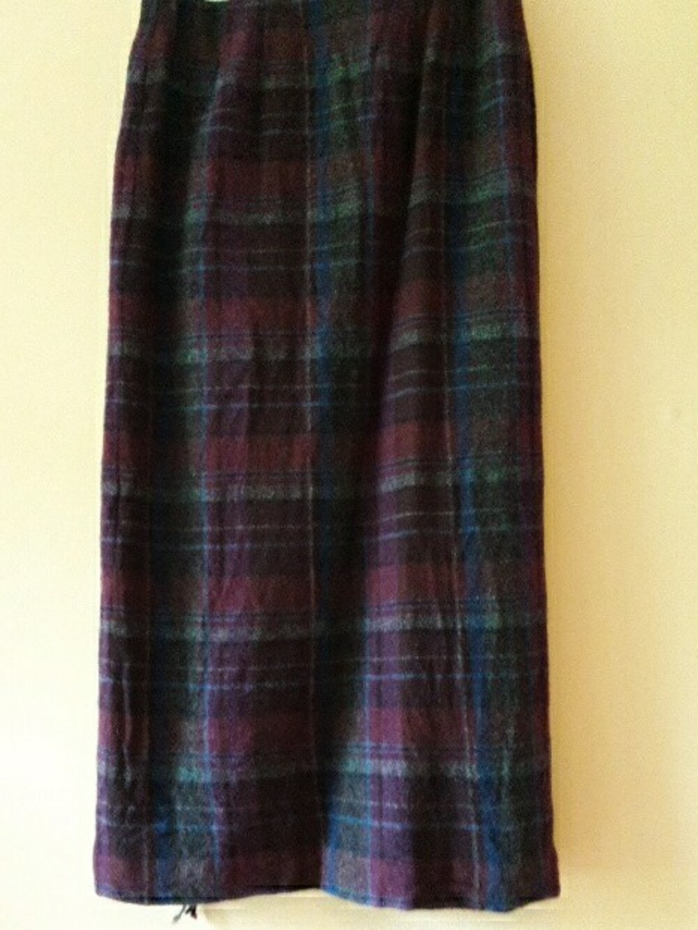 Talbots Plaid Wool Maxi Skirt in Navy and Burgundy, Sz 10 - Picture 5 of 5